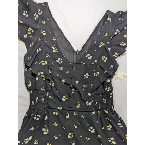 NWT Flutter Sleeve Romper Women's Medium Black - Picture 5 of 9